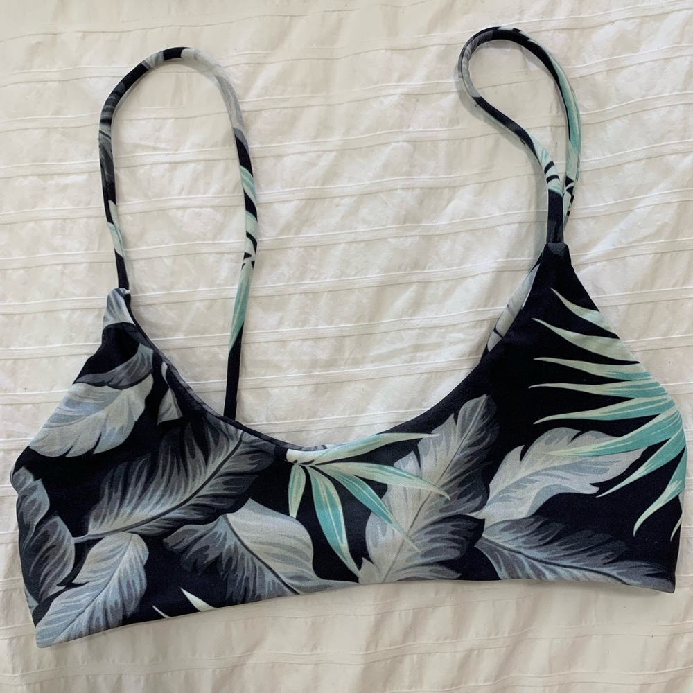 MIKOH Swim Top